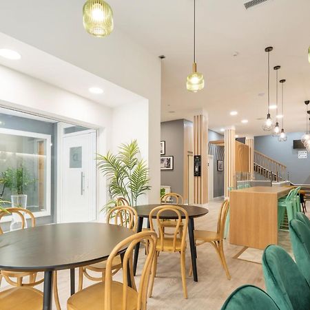 Albergue Alda Pilgrim Понферада Екстериор снимка