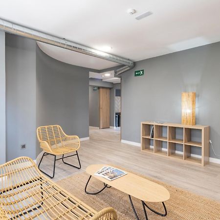 Albergue Alda Pilgrim Понферада Екстериор снимка