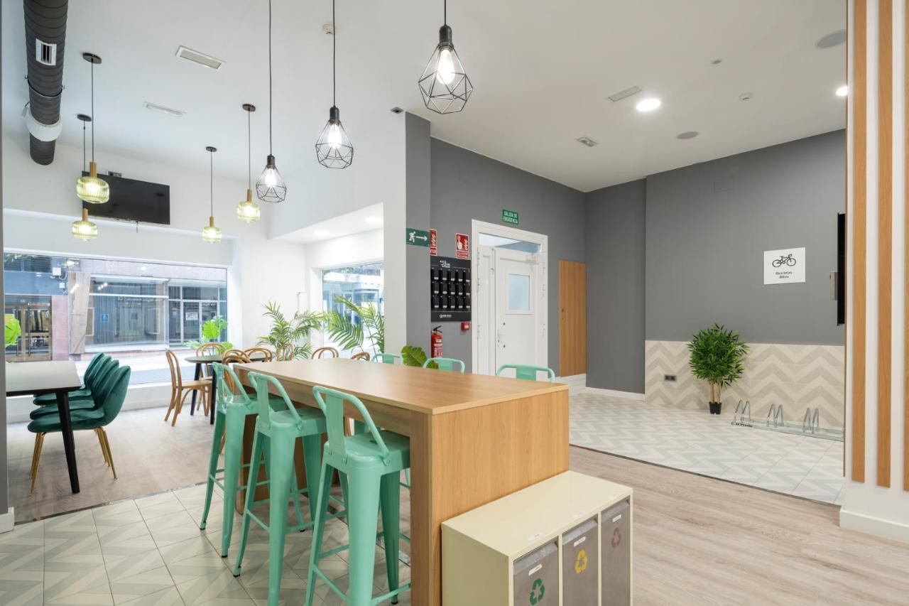 Albergue Alda Pilgrim Понферада Екстериор снимка