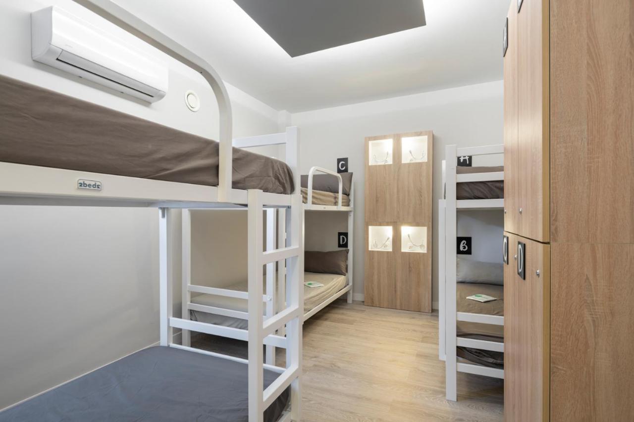Albergue Alda Pilgrim Понферада Екстериор снимка