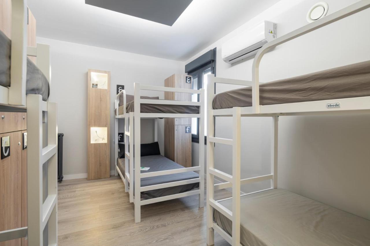 Albergue Alda Pilgrim Понферада Екстериор снимка