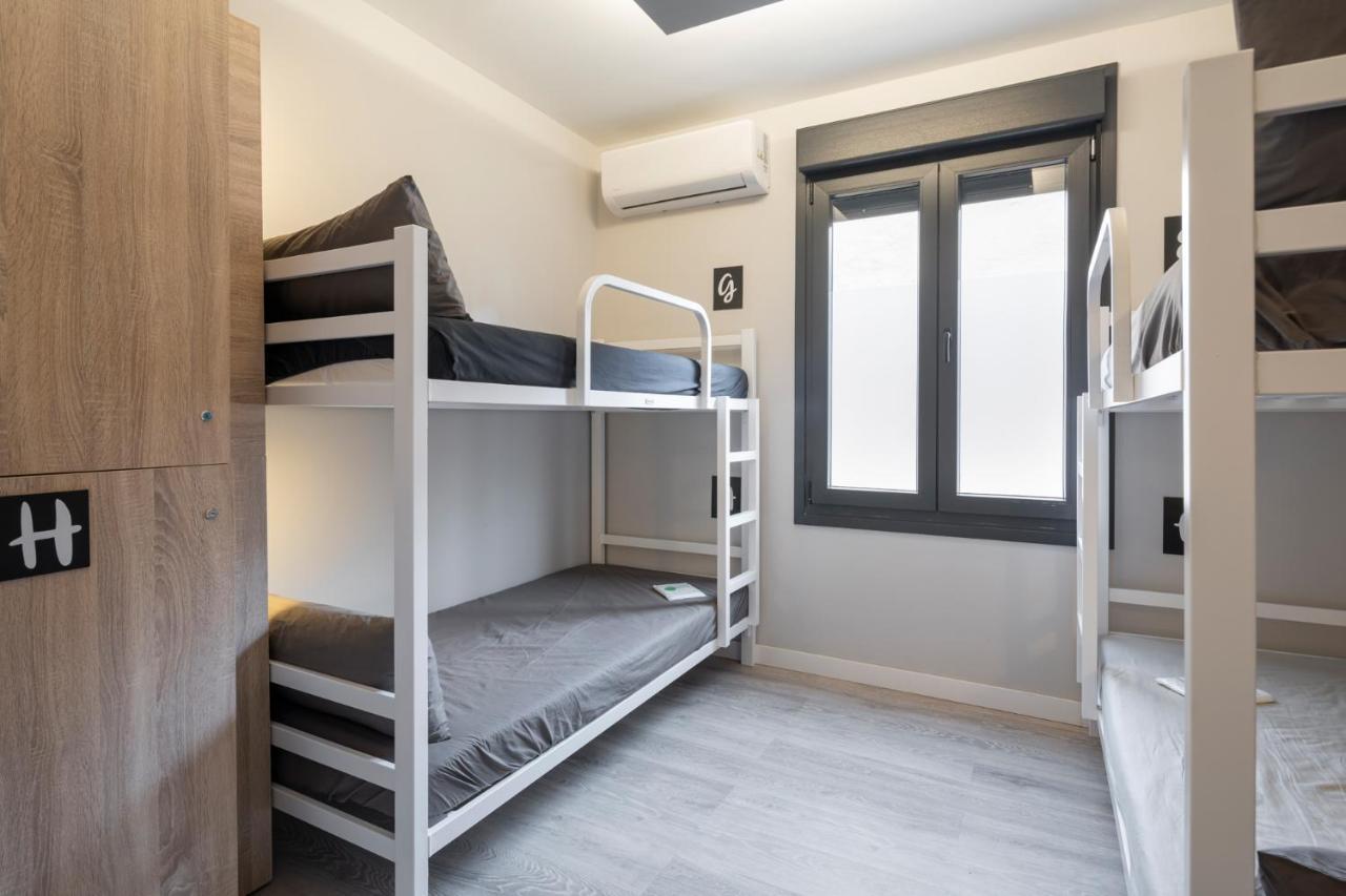Albergue Alda Pilgrim Понферада Екстериор снимка