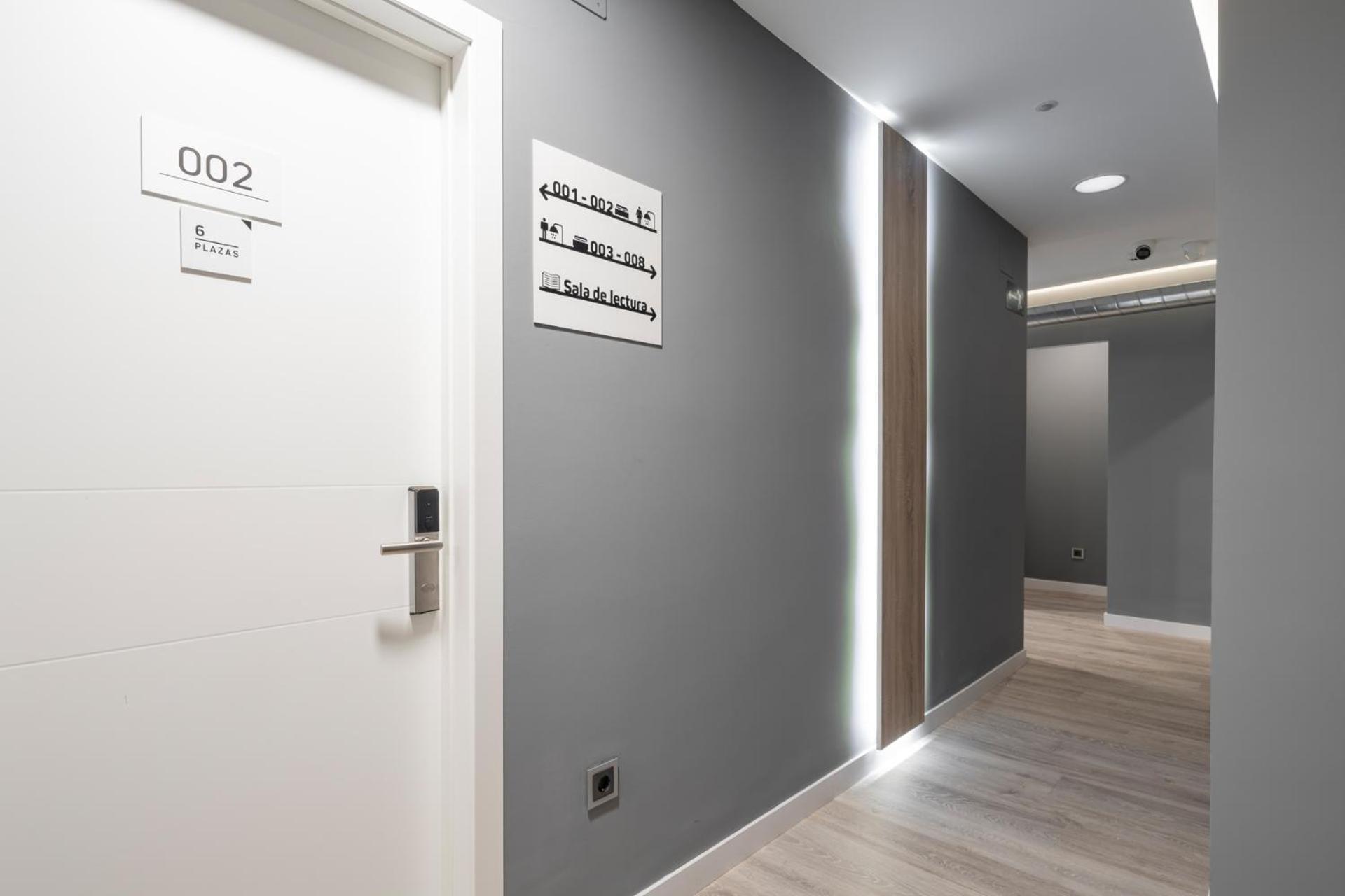 Albergue Alda Pilgrim Понферада Екстериор снимка