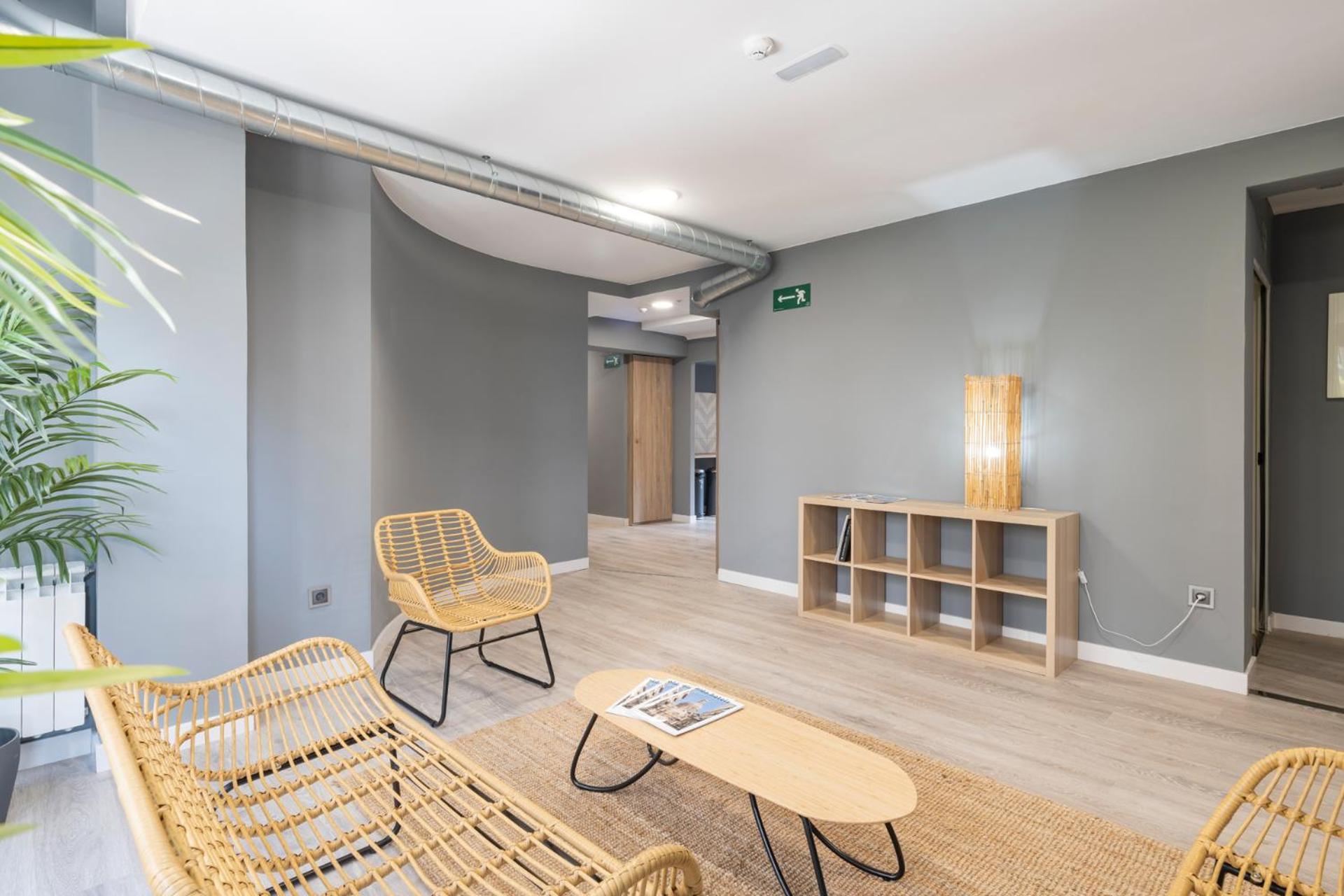Albergue Alda Pilgrim Понферада Екстериор снимка